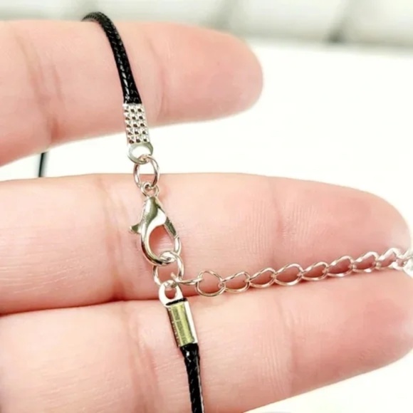 YOU ONLY LIVE ONCE Vertical Pendant Necklace - Picture 7 of 9